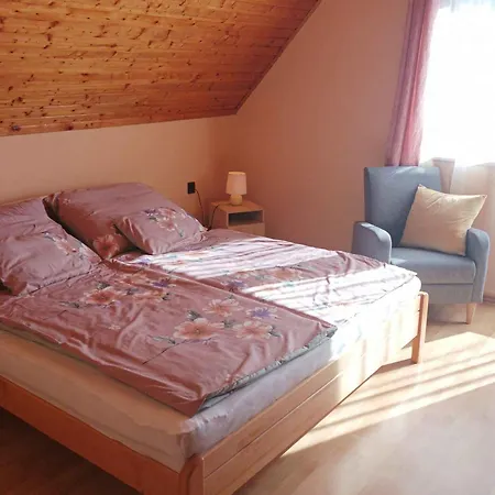 In 19086 Apartment